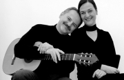 Duo Mojca Vedernjak Mohr (SLO/CH), mezzosopran in Žarko Ignjatović (SLO), kitara