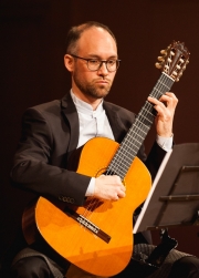 Mladen Bucić (SLO), Baroque - a musical gem